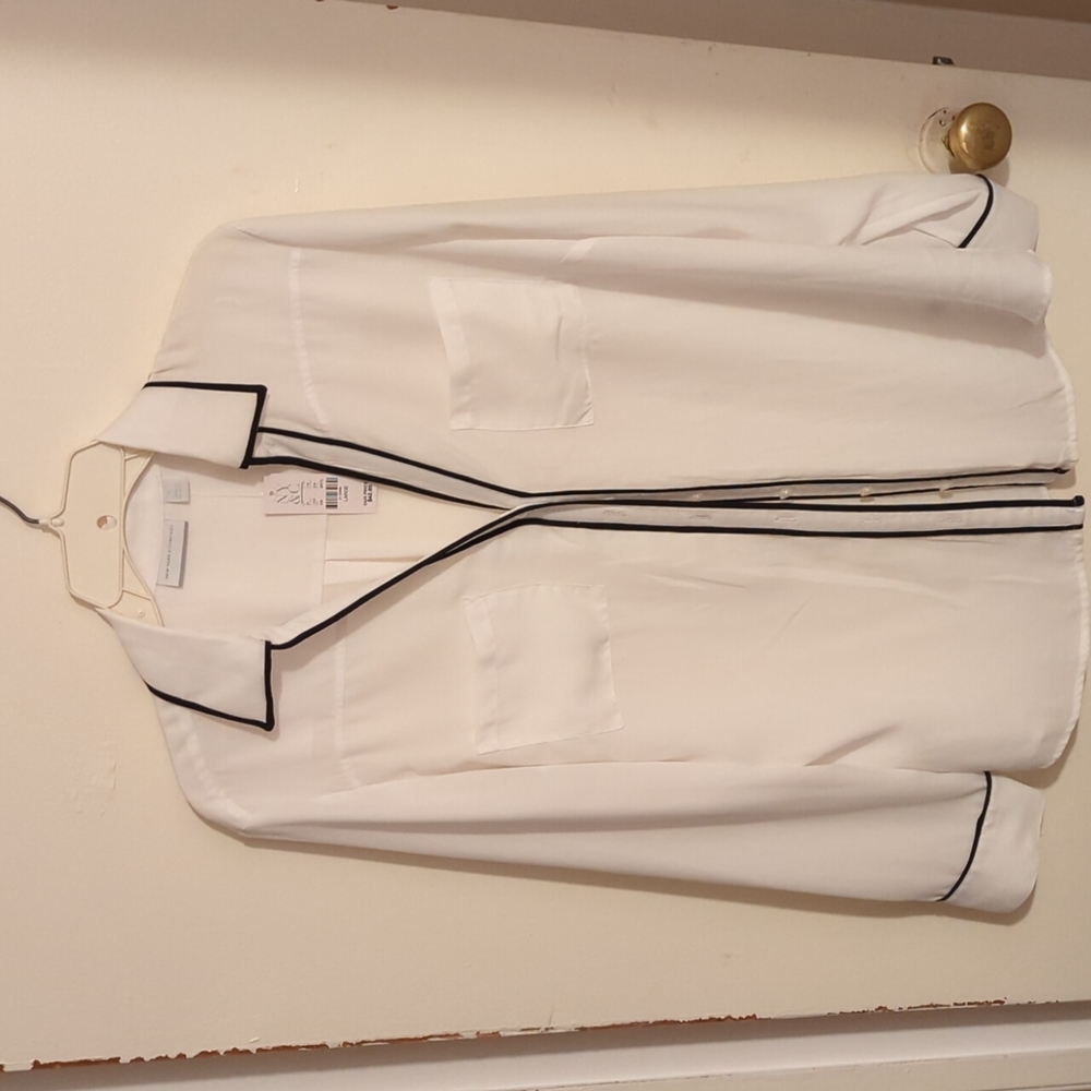 Blouse - Picture 2 of 2
